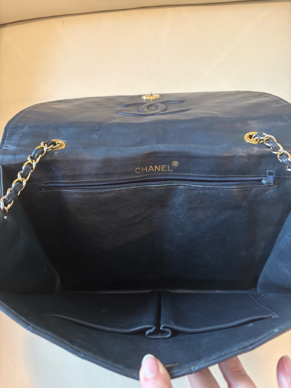 CHANEL Vintage Navy Blue Leather Shoulder Bag with Gold Chain and Tassel w COA - Picture 7 of 16